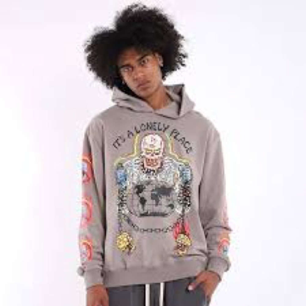 It's a Lonely Place Sweatshirt Fire Skulls Chains Religious hbat size L